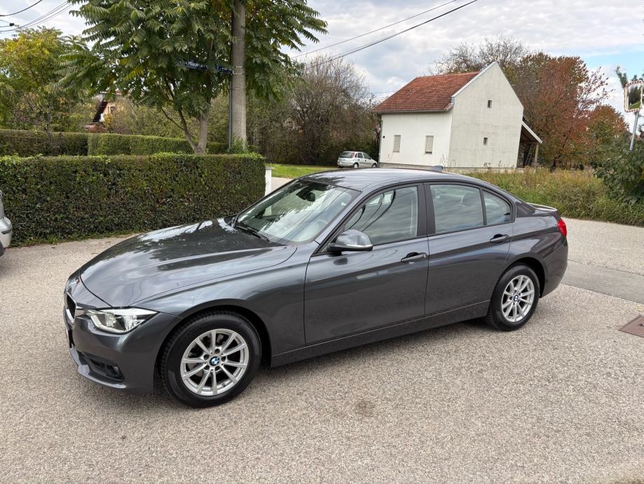 BMW serija 3 316d/2.0d Sportline, fotografija 8