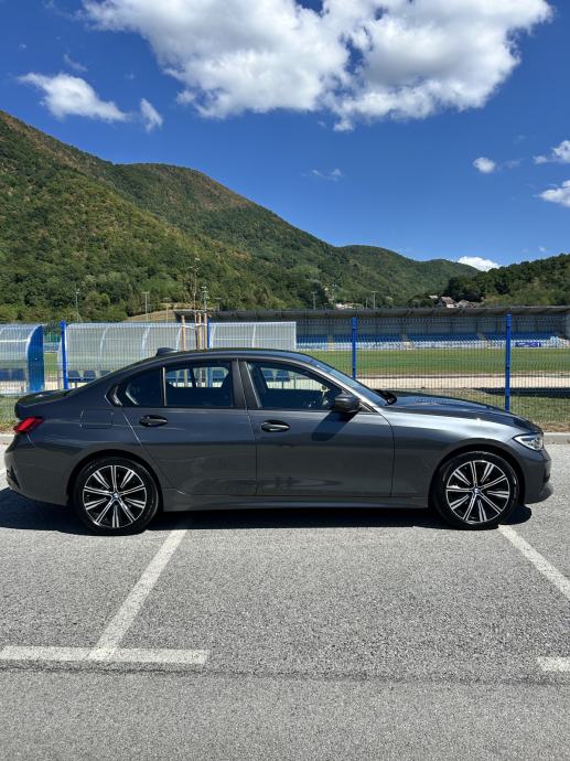 BMW serija 3 G20 2022. godište, fotografija 7