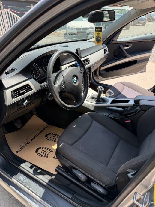 BMW serija 3 316d,Reg 12/26,Top stanje!!!, fotografija 11