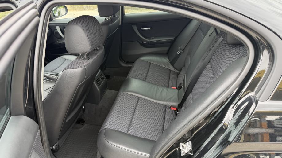BMW serija 3 316d, fotografija 11