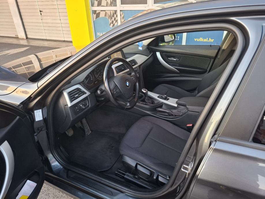 BMW serija 3 316d, fotografija 12