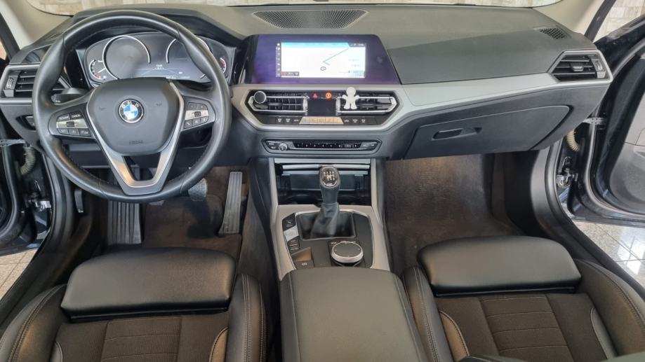 BMW serija 3 318d alu 19. Klima., fotografija 7