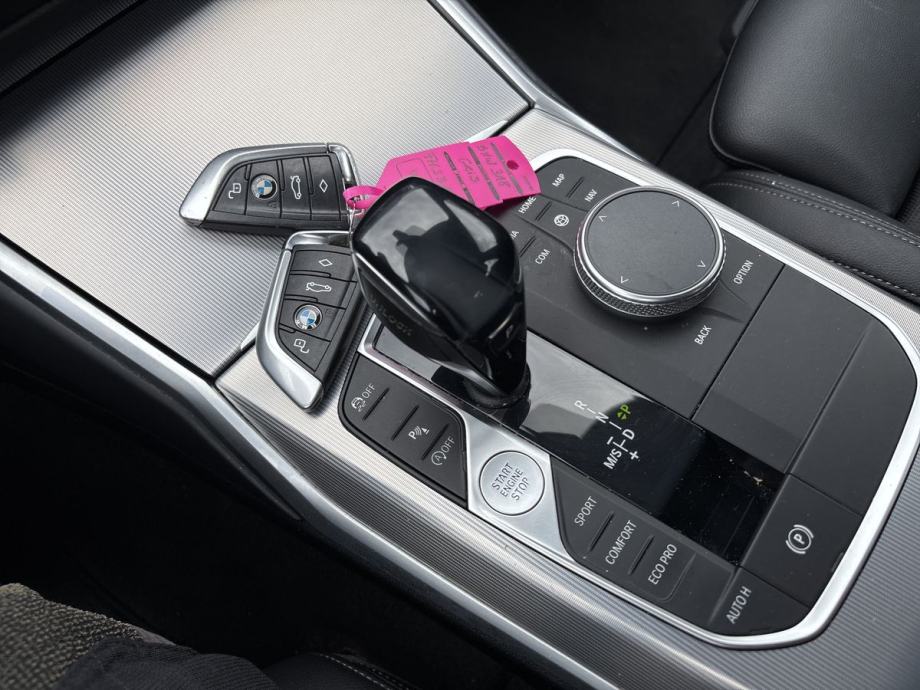 BMW serija 3 318d SPORTLINE *U PDV,M VOLAN,LIVE,KAMERA,AMBIENT,GESTE*, fotografija 14