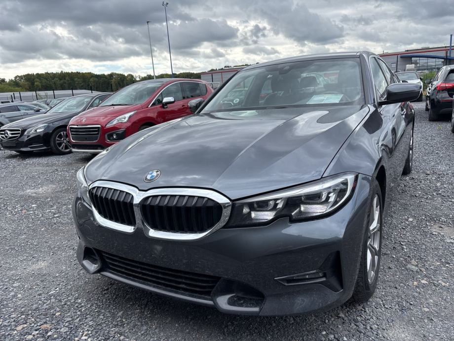 BMW serija 3 318d SPORTLINE *U PDV,M VOLAN,LIVE,KAMERA,AMBIENT,GESTE*, fotografija 4