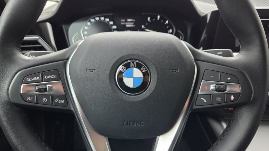 BMW serija 3 318d Automatik * Nije uvoz * Prvi vlasnik * 76.600 km *, fotografija 18