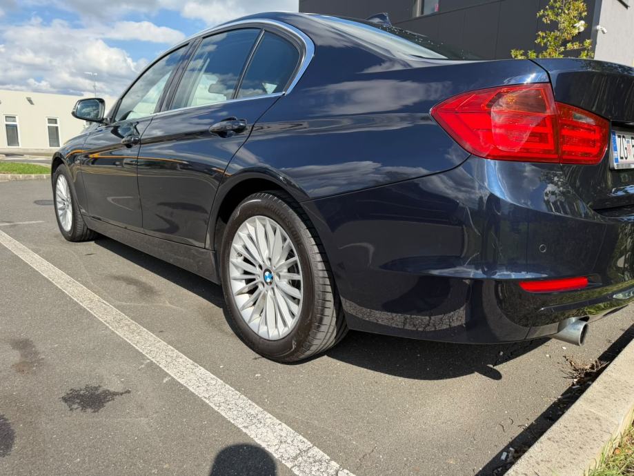 BMW serija 3 318d F30 Luxury, fotografija 2