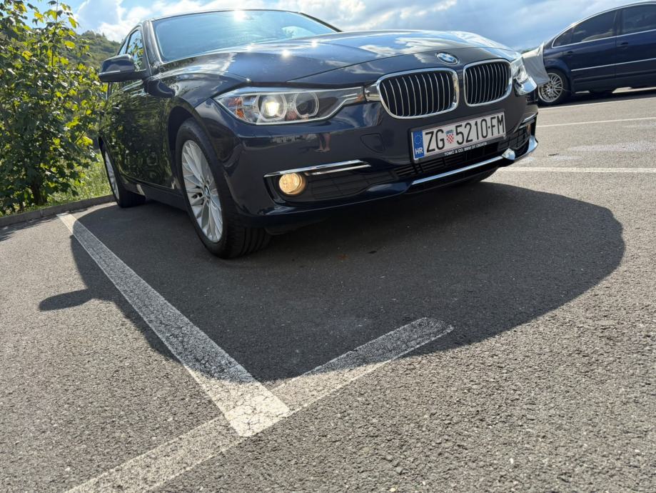 BMW serija 3 318d F30 Luxury, fotografija 10