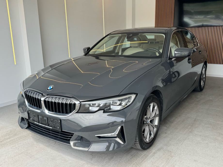BMW serija 3 318d G20 automatik Luxury line 84000 km Garažiran, fotografija 11