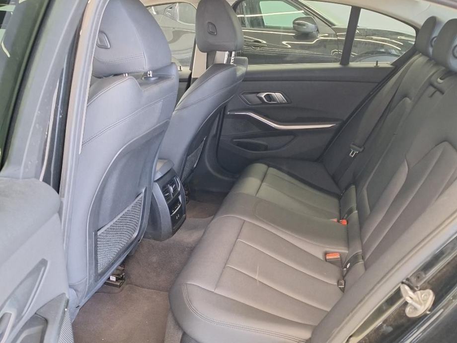 BMW serija 3 318d LEASING BEZ UČEŠĆA I BEZ JAMACA, fotografija 2