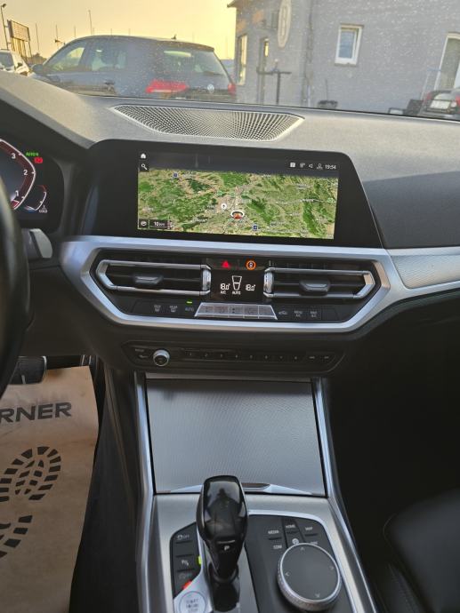 BMW serija 3 318d M sport automatik / PRVI VLASNIK/, fotografija 10