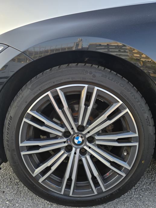 BMW serija 3 318d M sport automatik / PRVI VLASNIK/, fotografija 14