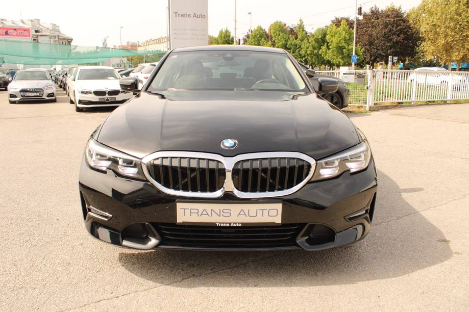 BMW serija 3 318d *NAVIGACIJA, LED*, fotografija 2