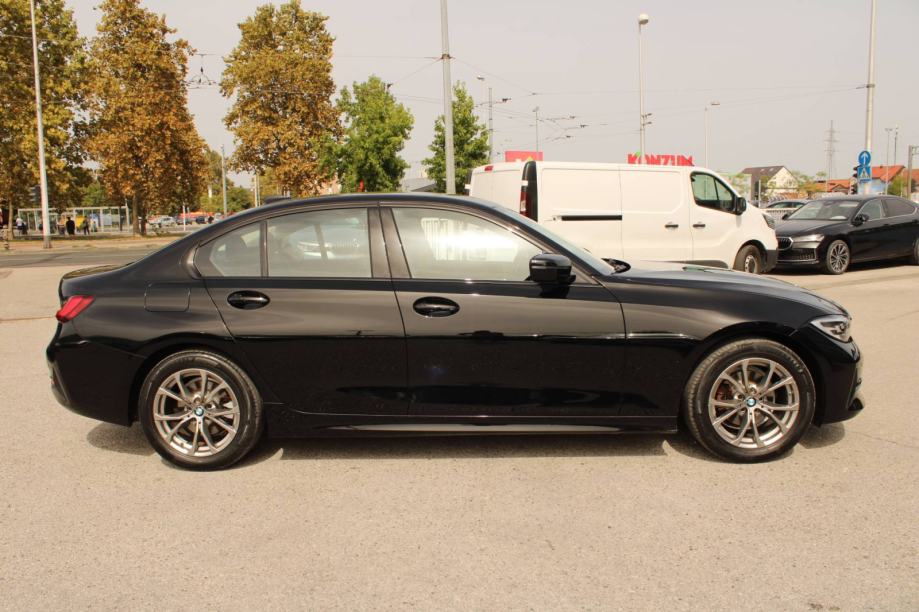 BMW serija 3 318d *NAVIGACIJA, LED*, fotografija 4
