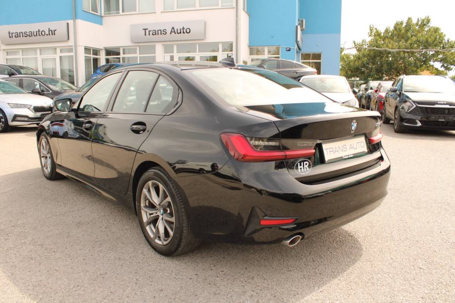BMW serija 3 318d *NAVIGACIJA, LED*, fotografija 7