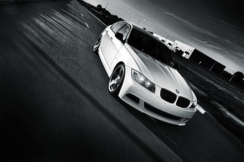 BMW serija 3 318d ***Performance paket, sport sjedala,xenon, navi***