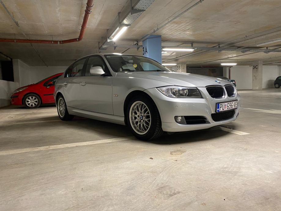 BMW serija 3 318d *PROFI NAVI*
