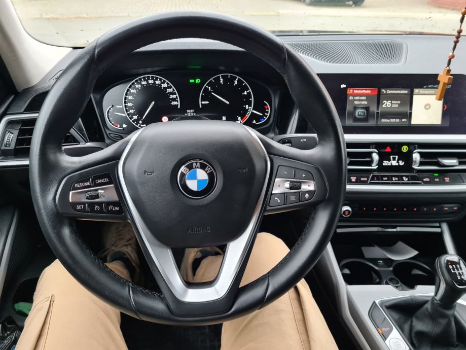 BMW serija 3 318d, fotografija 7