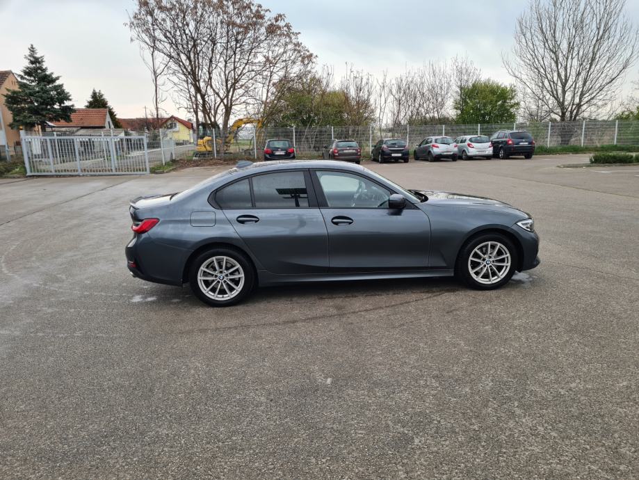 BMW serija 3 318d, fotografija 6