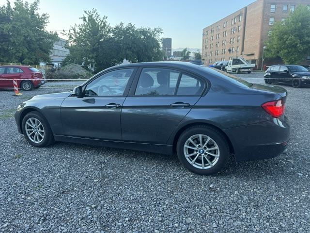 BMW serija 3 318d, 2013 godina, fotografija 5
