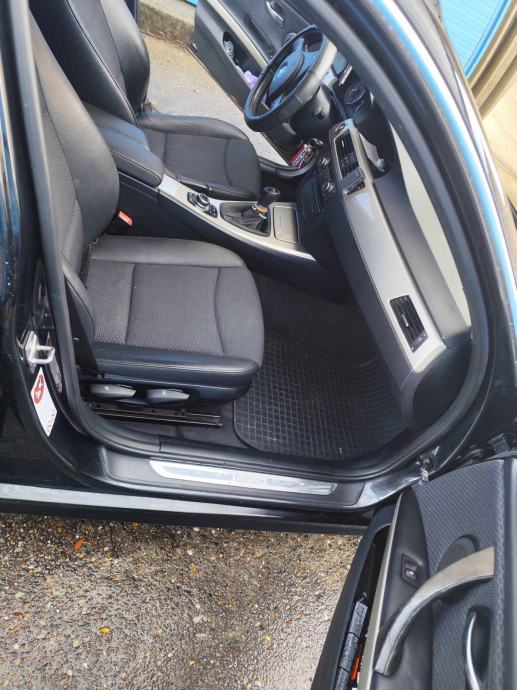 BMW serija 3 318d, fotografija 14
