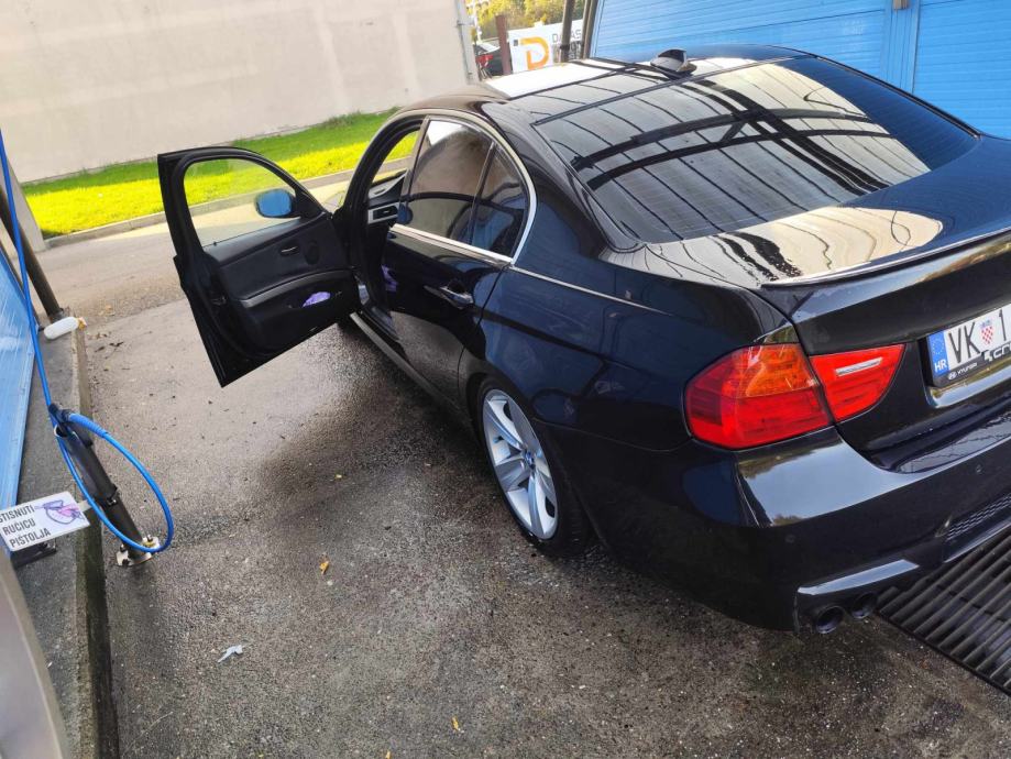 BMW serija 3 318d, fotografija 9
