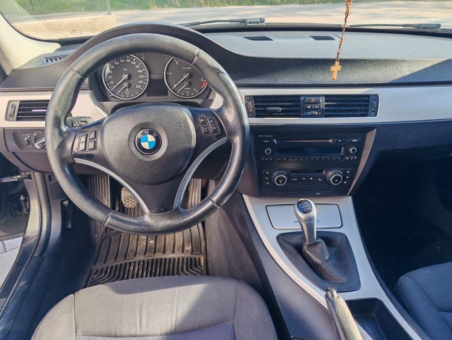 BMW serija 3 318d, fotografija 4