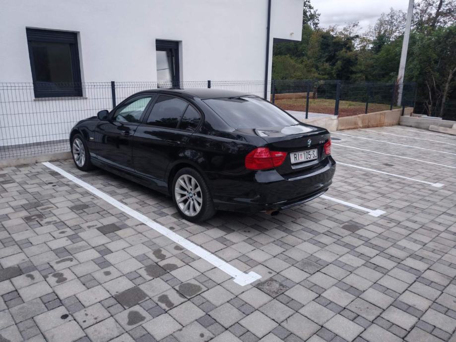 BMW serija 3 318d, fotografija 11