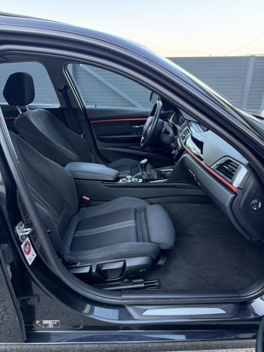 BMW serija 3 318d Sport LCI, LED, Šiber, Navi, 17” itd…, fotografija 10