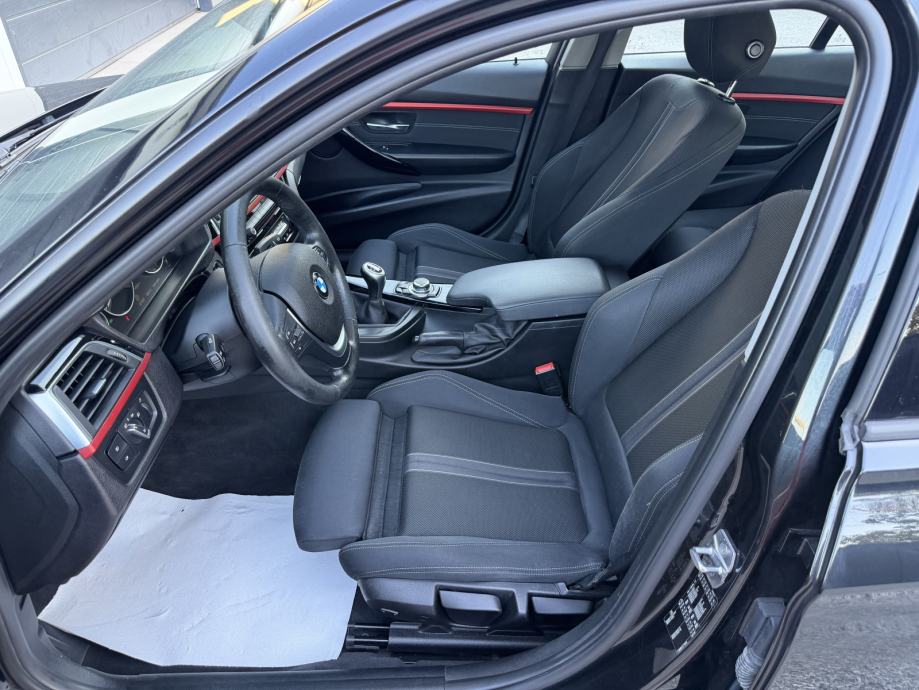 BMW serija 3 318d Sport LCI, LED, Šiber, Navi, 17” itd…, fotografija 8