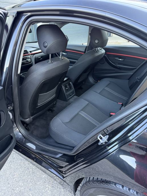 BMW serija 3 318d Sport LCI, LED, Šiber, Navi, 17” itd…, fotografija 14