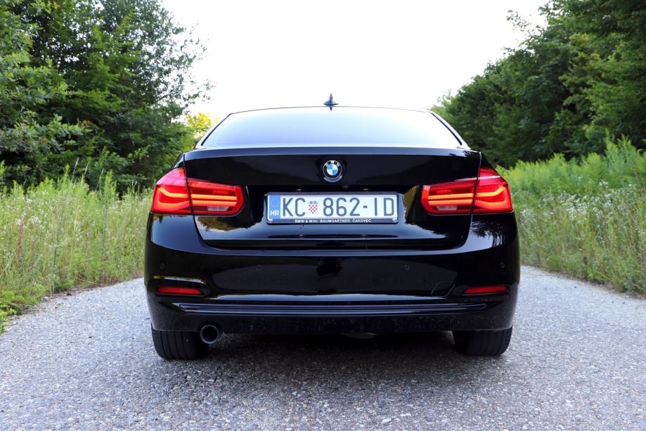 BMW serija 3 318d Sport line, fotografija 5