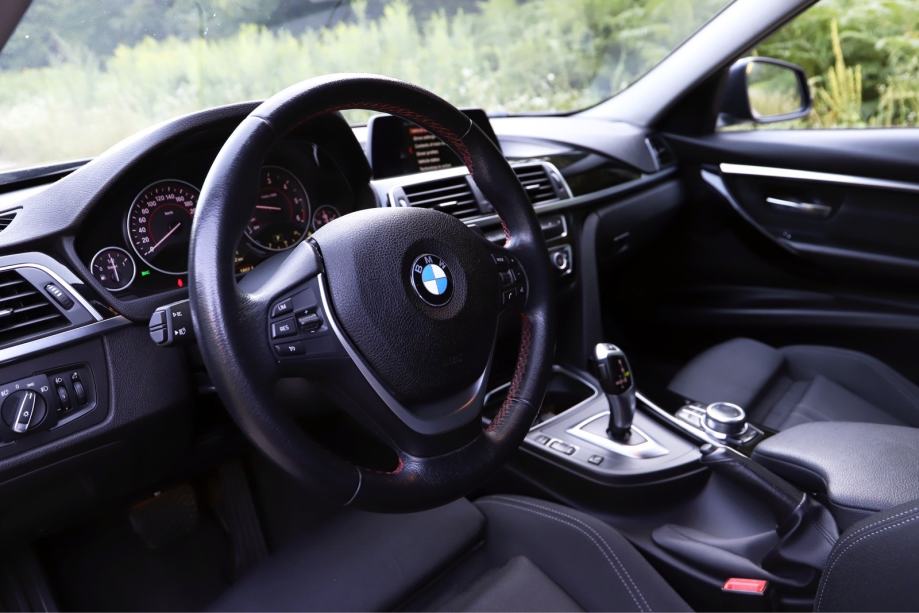 BMW serija 3 318d Sport line, fotografija 8