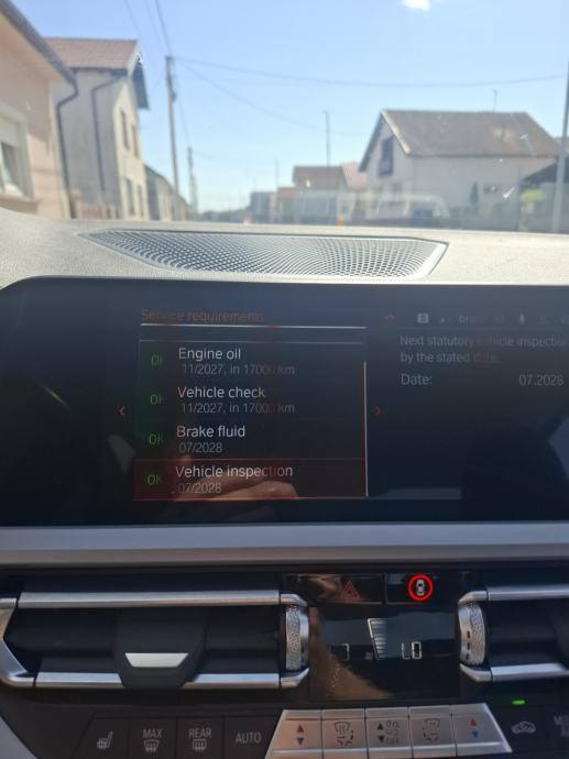 BMW serija 3 318i automatik, fotografija 2