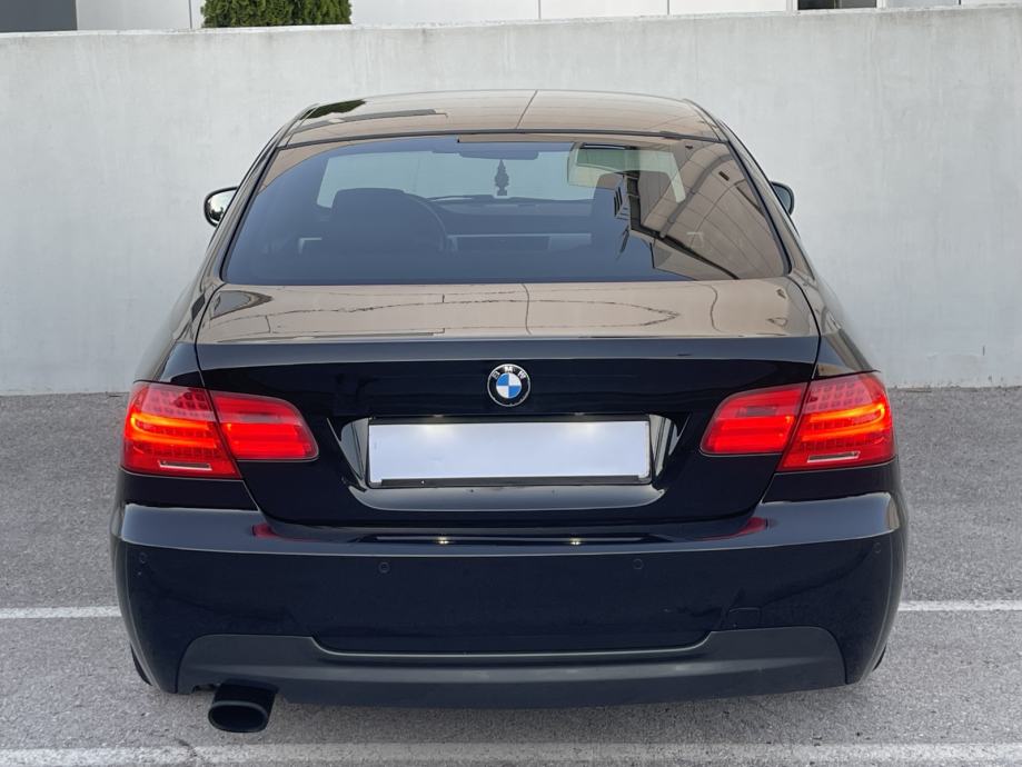BMW SERIJA 3 318i COUPE •• M / PAKET •• KAO NOVA, FULL OPREMA, LCI ••, fotografija 5