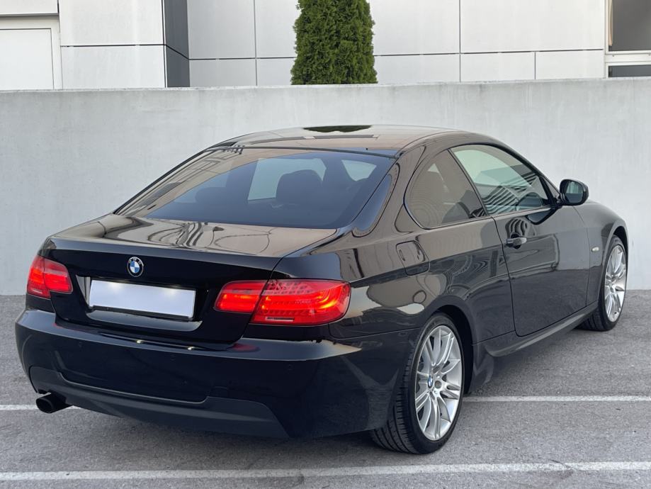 BMW SERIJA 3 318i COUPE •• M / PAKET •• KAO NOVA, FULL OPREMA, LCI ••, fotografija 4