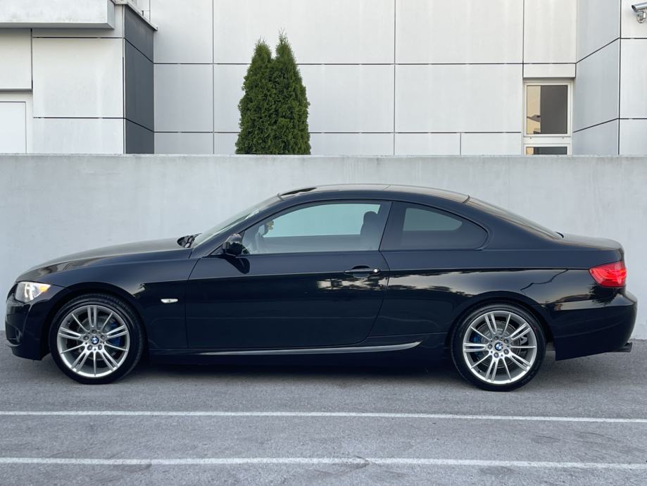 BMW SERIJA 3 318i COUPE •• M / PAKET •• KAO NOVA, FULL OPREMA, LCI ••, fotografija 10