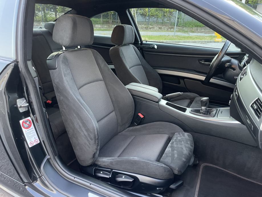 BMW SERIJA 3 318i COUPE •• M / PAKET •• KAO NOVA, FULL OPREMA, LCI ••, fotografija 17