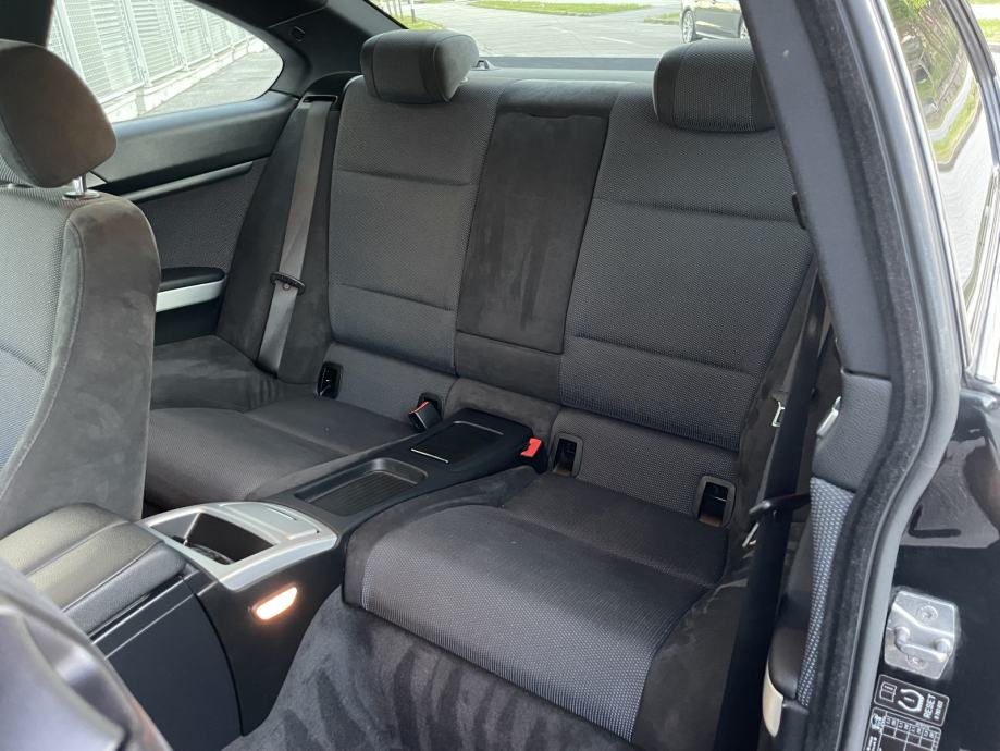 BMW SERIJA 3 318i COUPE •• M / PAKET •• KAO NOVA, FULL OPREMA, LCI ••, fotografija 15