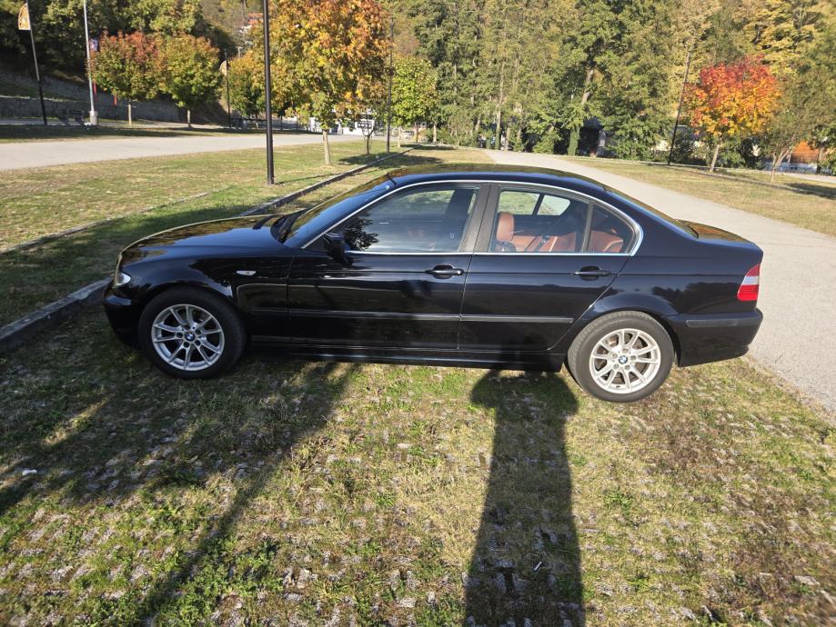BMW serija 3 318i, fotografija 2