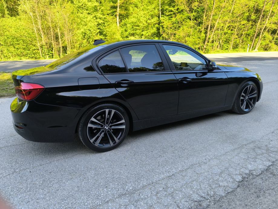 BMW 320d LCI, automatik, veliki servis, fotografija 7