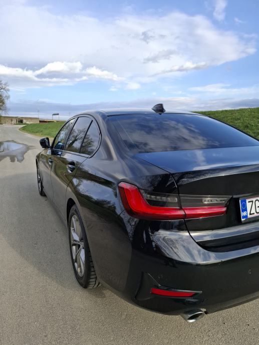 BMW serija 3 320d 140kw Sportline automatik. Vlasnik sam od 2023 god., fotografija 5