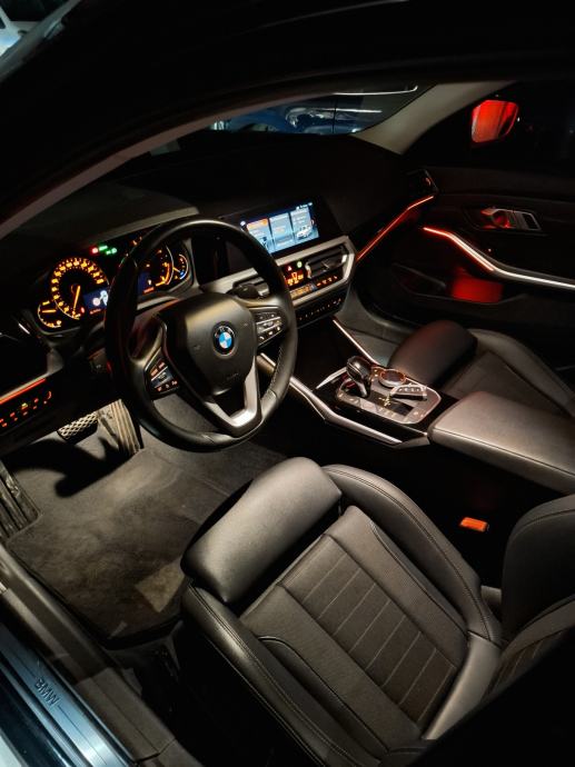 BMW serija 3 320d 140kw Sportline automatik. Vlasnik sam od 2023 god., fotografija 11