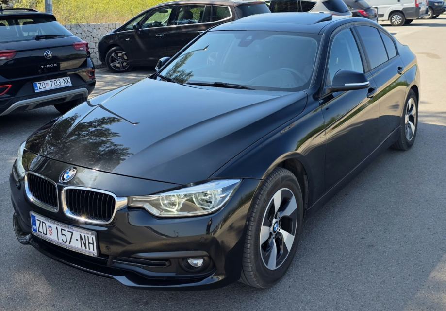 BMW Serije 3 320d xDrive, fotografija 8