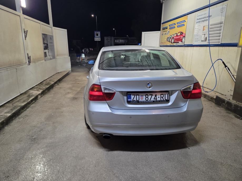 BMW serija 3 320d automatik, fotografija 3
