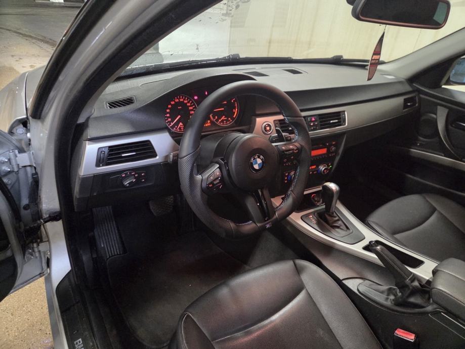 BMW serija 3 320d automatik, fotografija 8