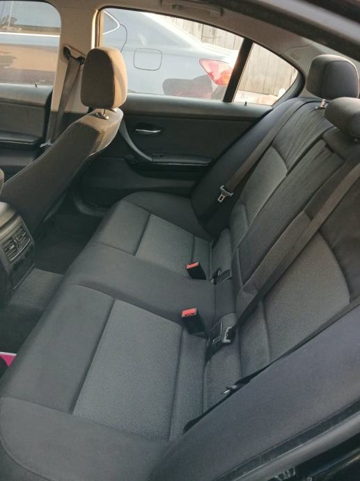 BMW serija 3 320d (M47 N2), fotografija 8