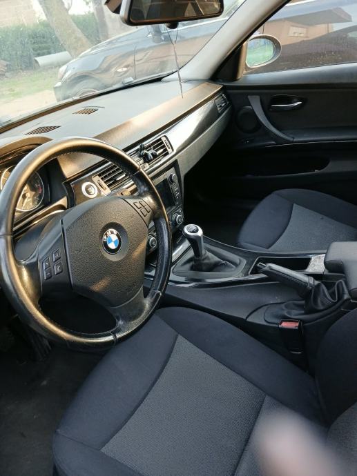 BMW serija 3 320d (M47 N2), fotografija 6