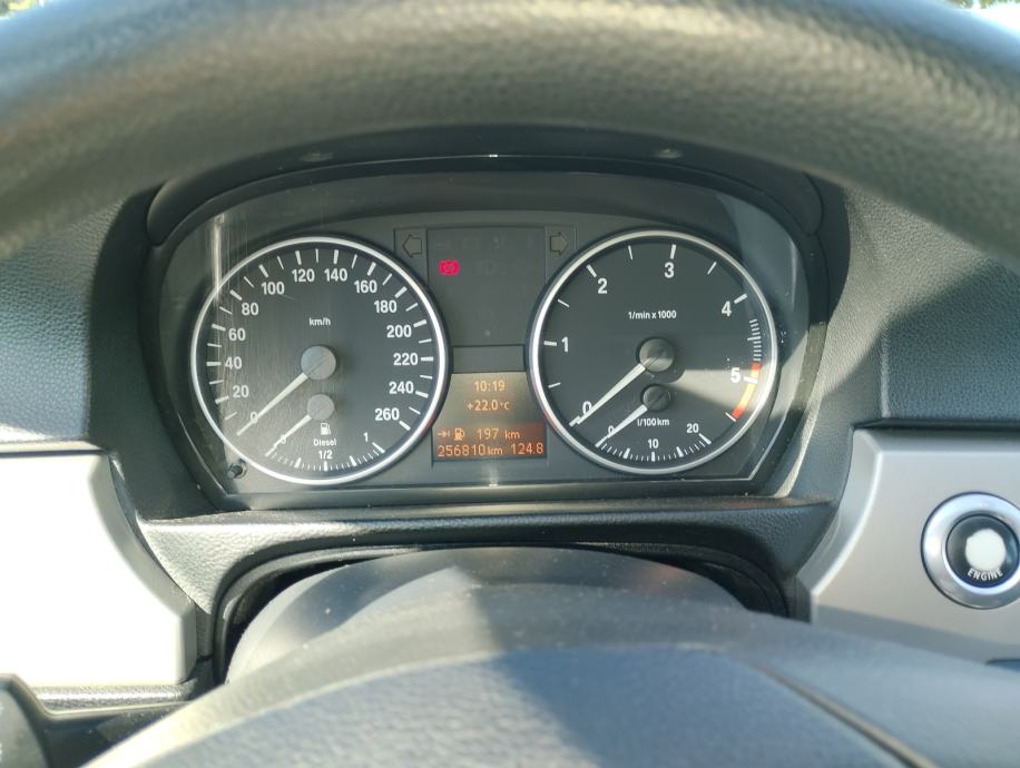 BMW serija 3 320d, fotografija 6