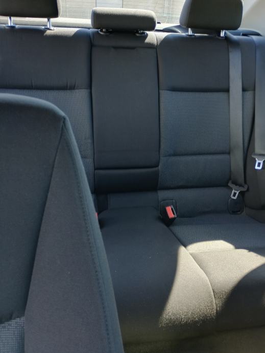 BMW serija 3 320d, fotografija 5