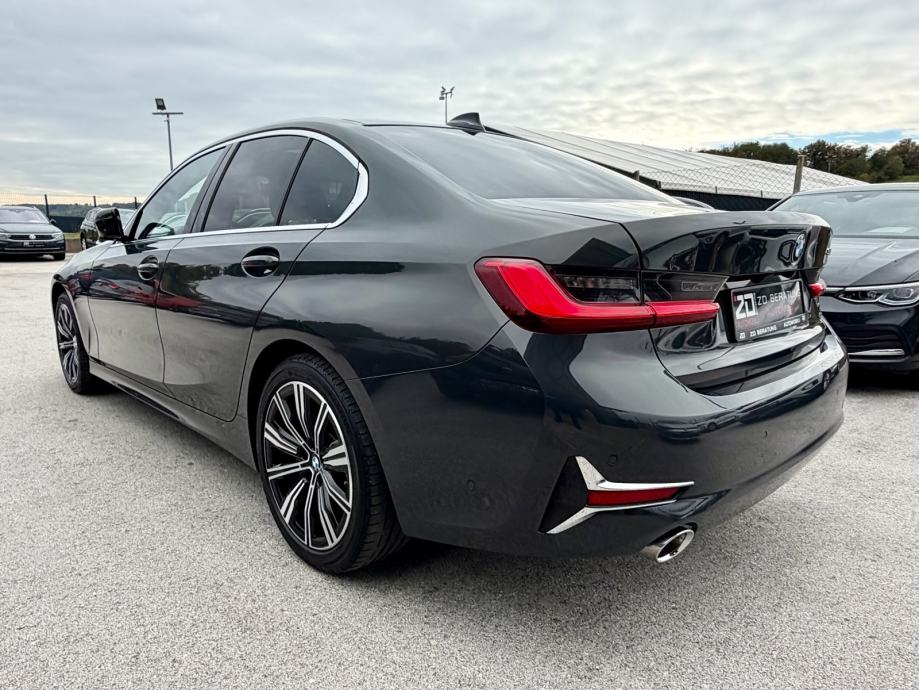 BMW serija 3 320d *xDrive* *FULL OPREMA!* Laser Šiber Head Up Servisna, fotografija 8